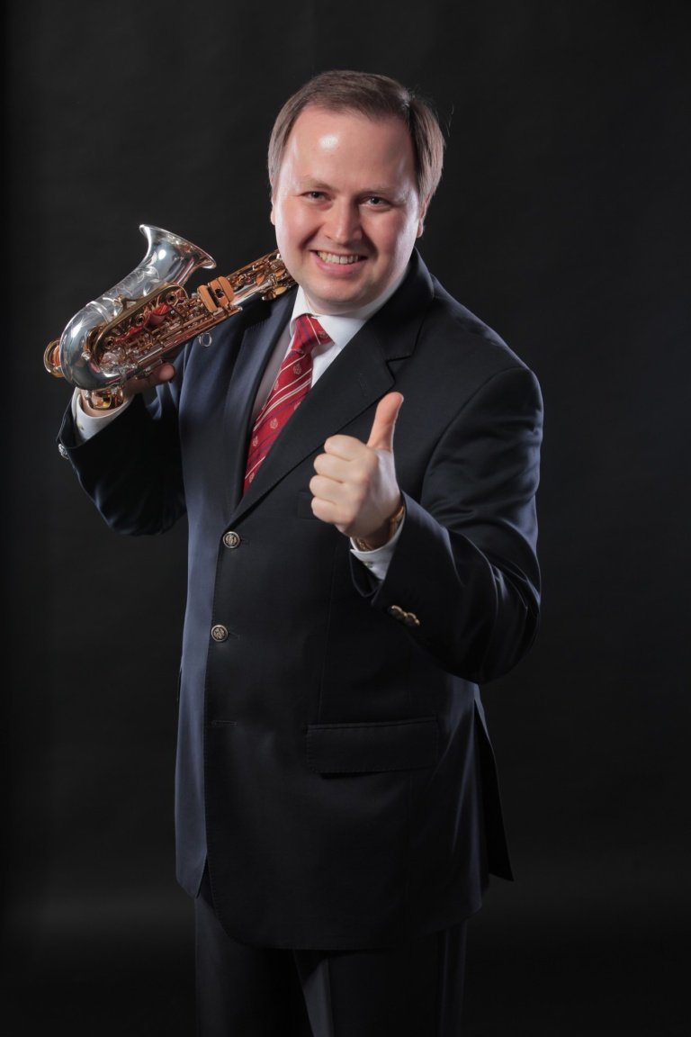 Artem Mendelenko (13)_m