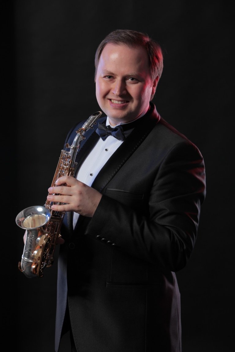 Artem Mendelenko (20)_m