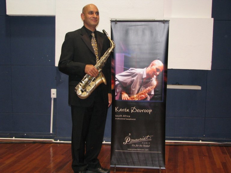 Karendra Devroop (4)_m