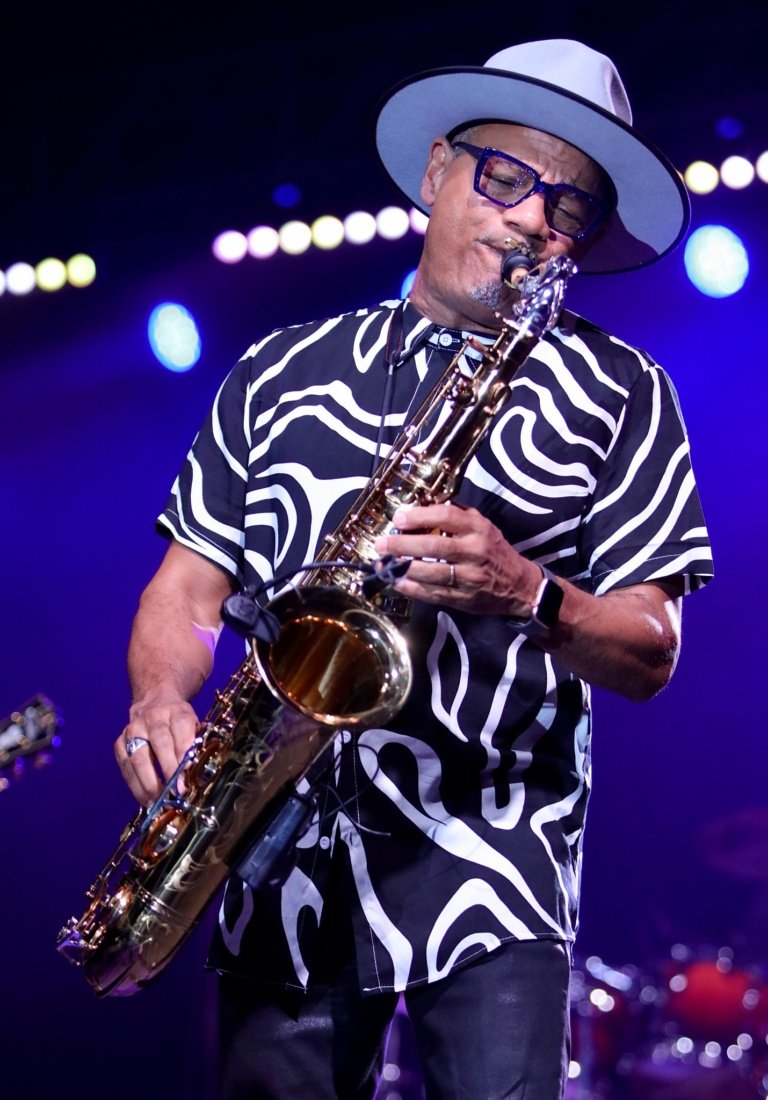 Kirk Whalum (3)_m