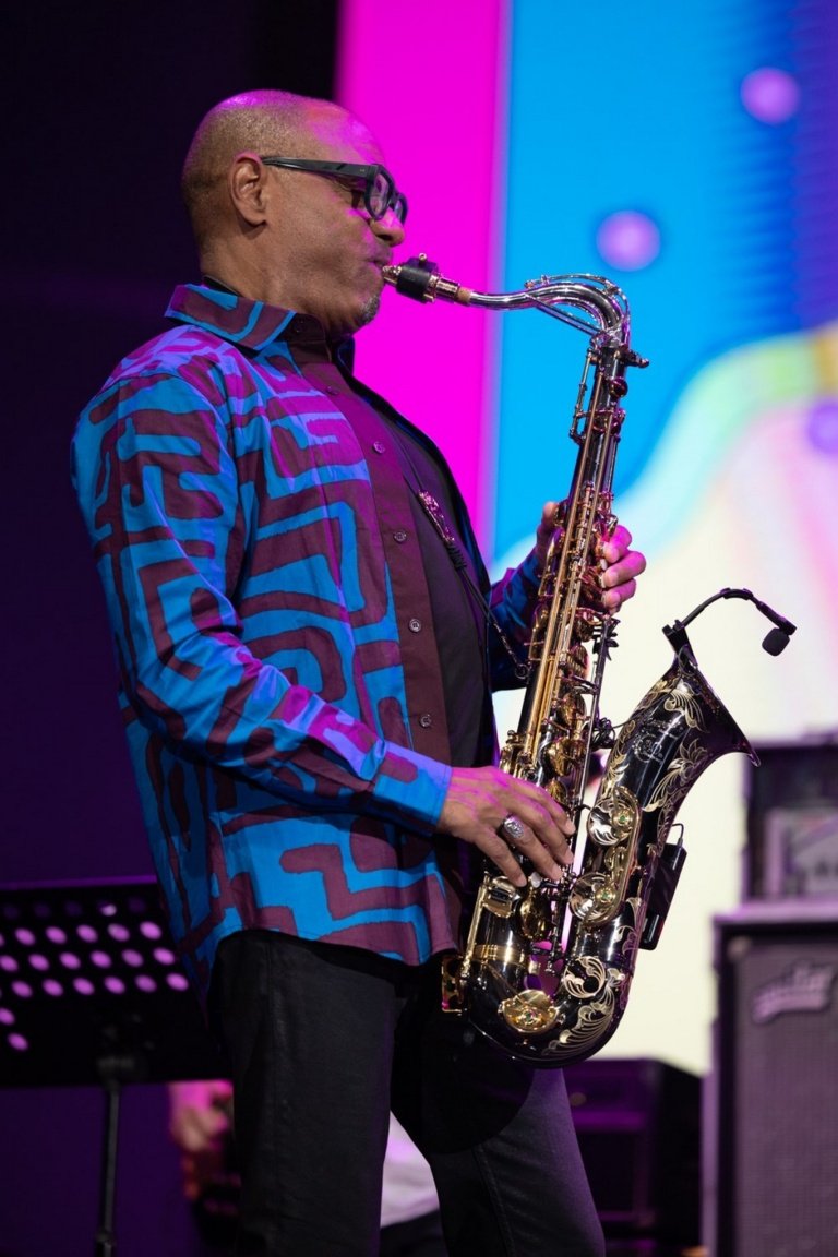 Kirk Whalum (6)_m
